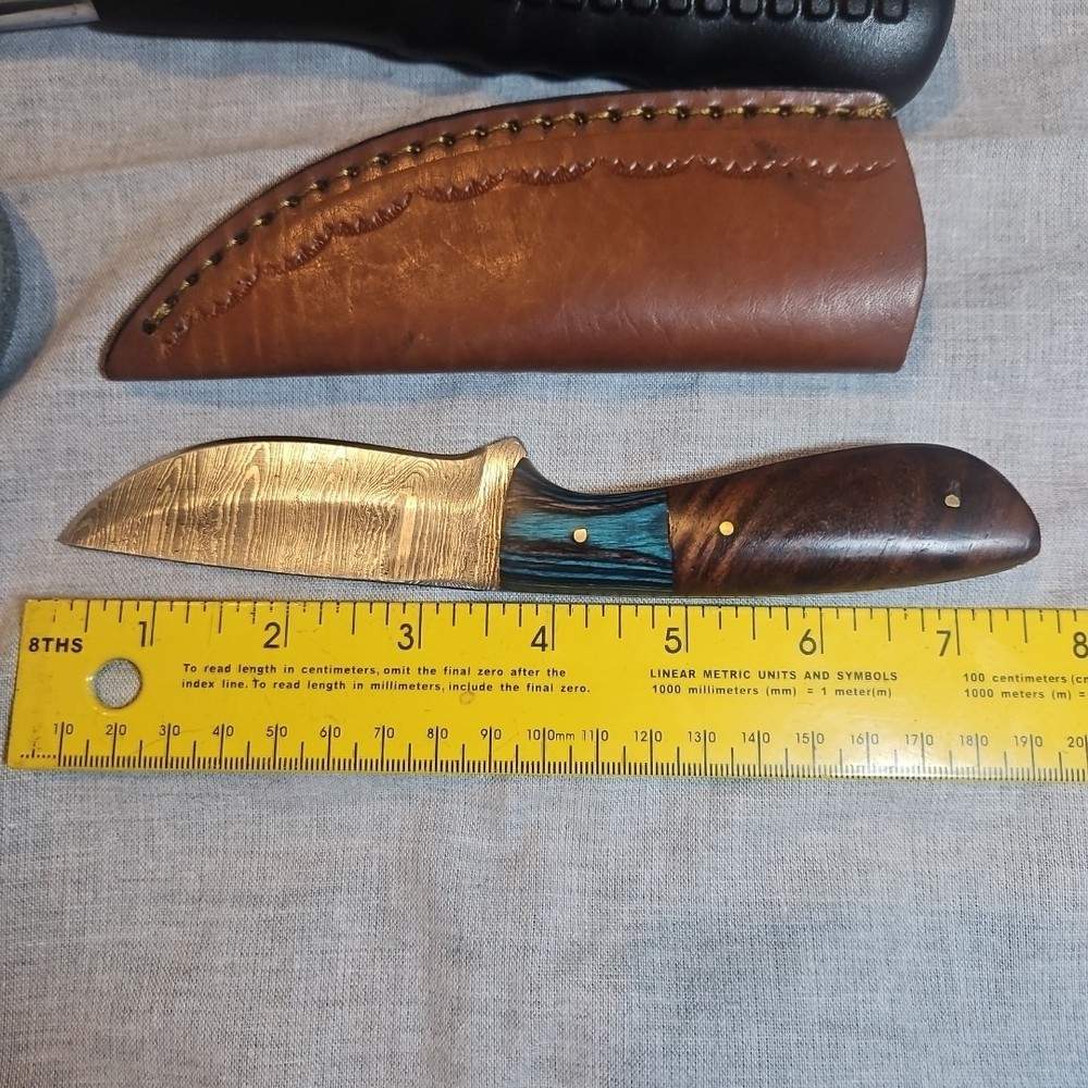 Coleman Camping Bundle Lamp, Knife, Hatchet and Sharpner