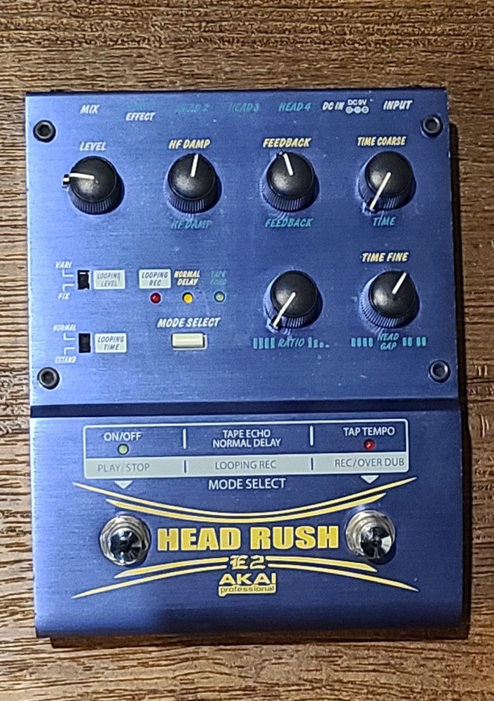 Akai Headrush E2 Looper, Tape Echo, Delay Pedal all in one unit, Rarely used