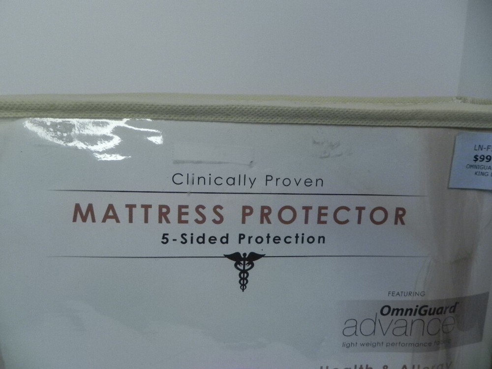 King Size Mattress Protector Waterproof Allergen Mold Protection NWT