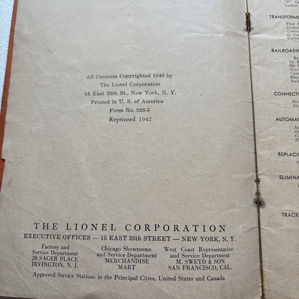 1942 INSTRUCTIONS FOR ASSEMBLING & OPERATING LIONEL TRAINS