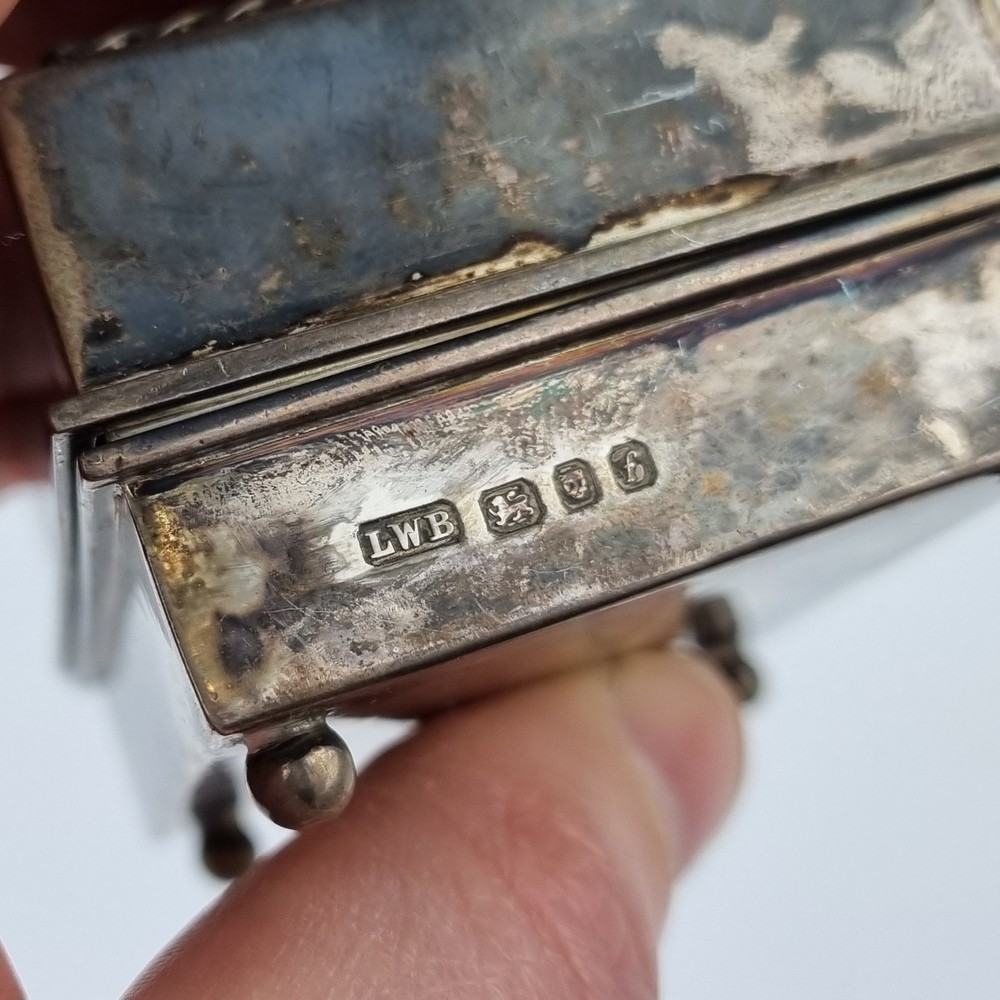 Vintage Solid Silver Box 6.5cm Wide London 1961 Leonard William Burt
