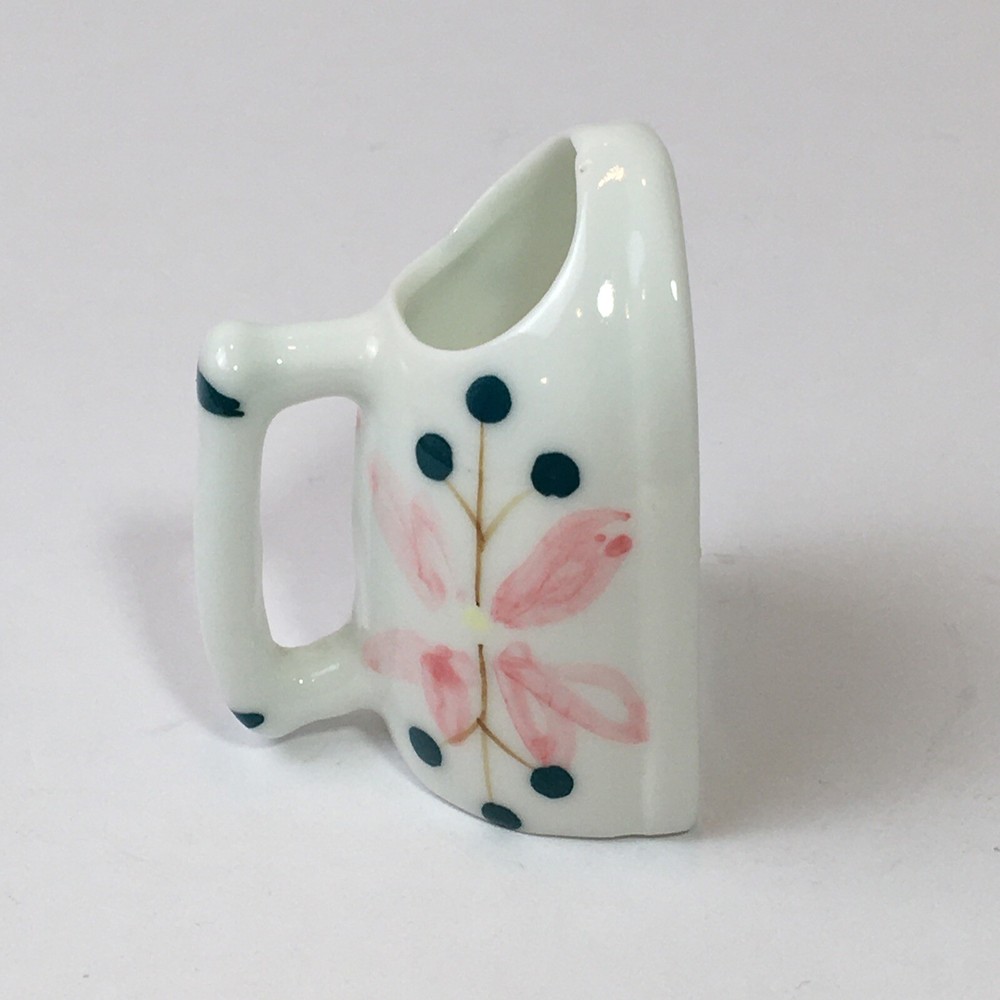Vintage Floral Clothes Iron Toothpick Holder