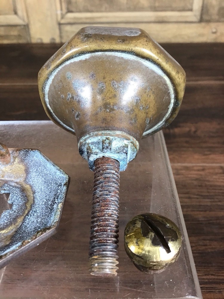 ANTIQUE BRASS OCTAGONAL FRONT DOOR KNOB / CENTRAL DOOR PULL.