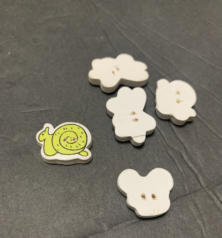 Five bug / insect bee snail dragonfly buttons