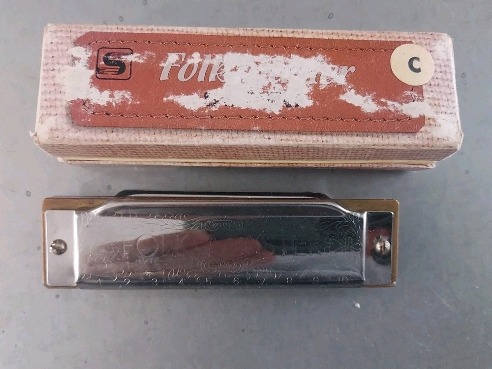 Suzuki Folk Master Harmonica 10-Hole Diatonic M. Suzuki Chrome