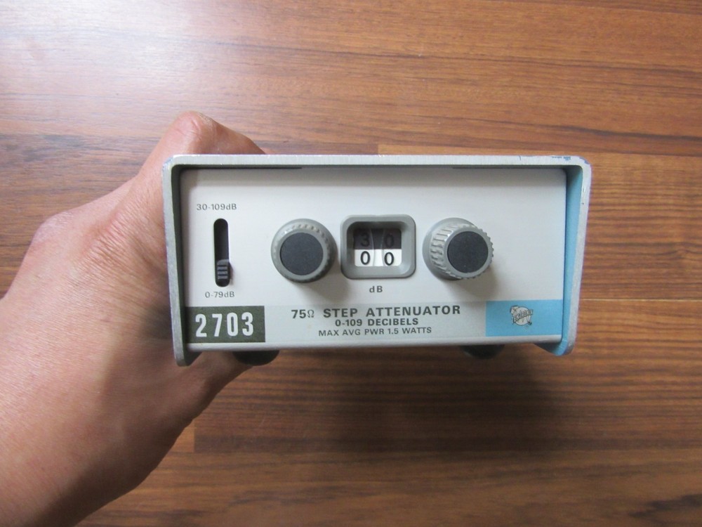 Tektronix 2703 75 Ohm Step Attenuator