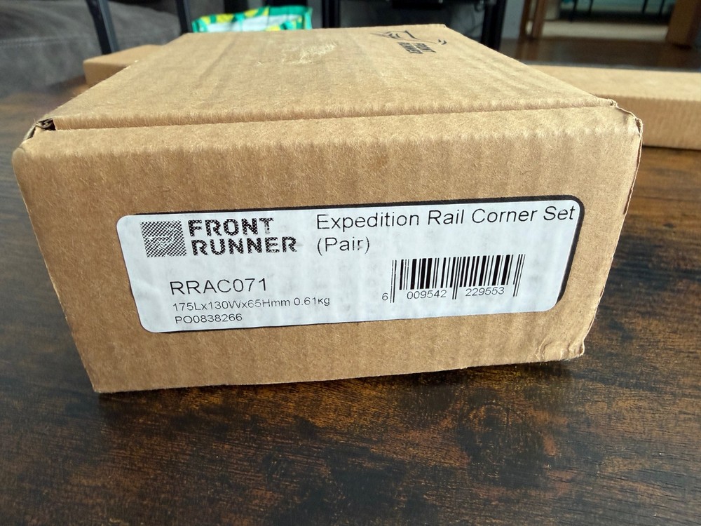 NEW Front Runner Expedition Rail Corner Set (pair) RRAC071 SEALED