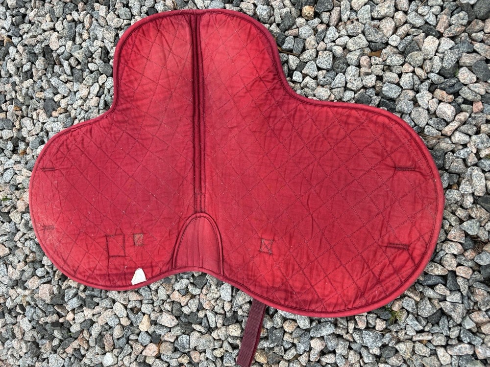 Pony Size Thick Red Countered English Saddle Blanket
