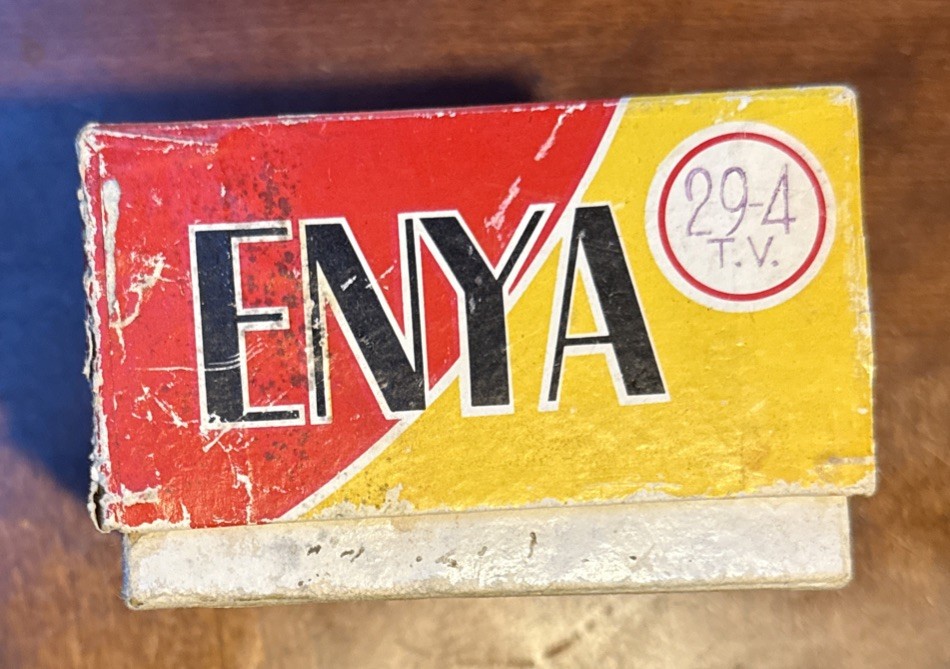 Vintage Enya 29 Model 5224 Engine Original Box
