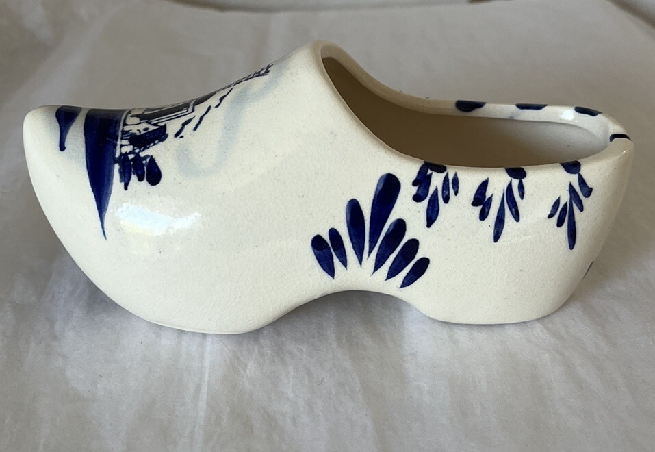 Delfts Blauw Handpainted Blue & White Pottery Clog
