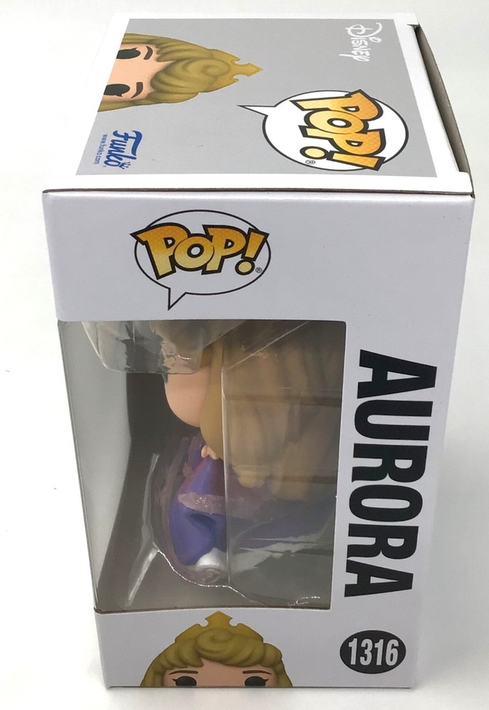 Funko Pop! Disney Princess Aurora #1316 D-100 with POP Protector