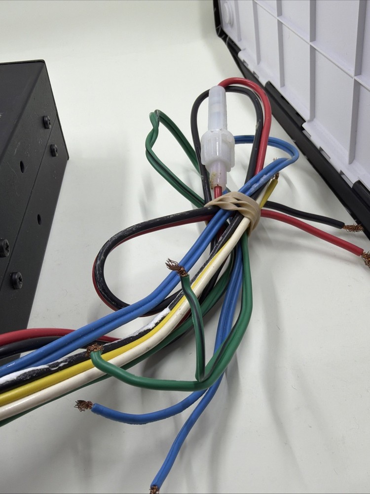 ROYAL SOUND GRAPHIC EQUALIZER AMPLIFIER EA400