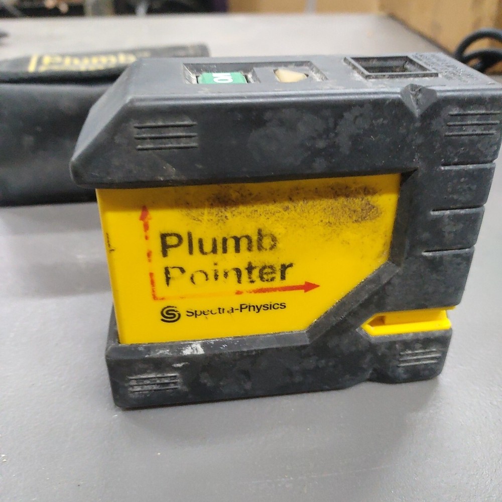 Spectra-Physics Precision PLUMB POINTER Laser Level With Pouch. Works Great