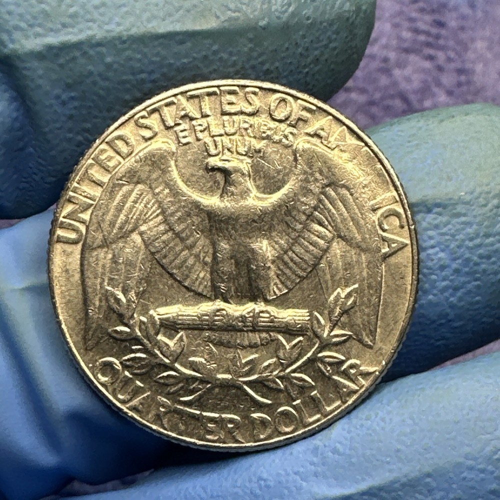 1974 WASHINGTON QUARTER- STRUCK THROUGH GREASE ERROR REVERSE