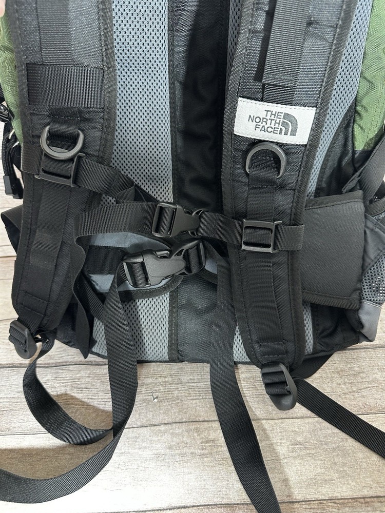 Flight Series ION 20 Backpack Green Multiple Pockets, Hip Belt, Fully Adjustable