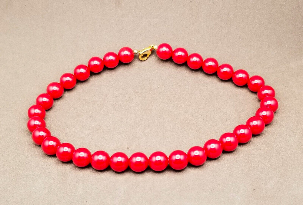 Vintage Red Lucite Bead Necklace 16” Claw Clasp