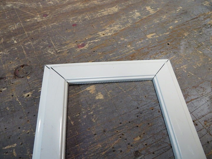Knife Edge window screen Frame, 20 lengths x 93 in. long