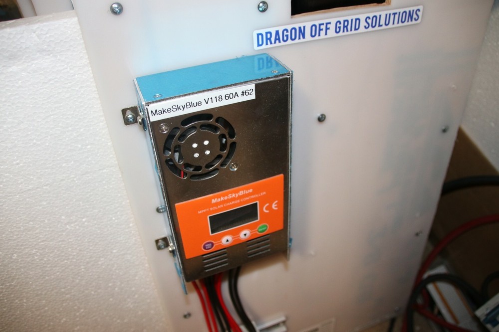 Off Grid Solar Charge Controller 60A MPPT Compact Efficient WITH FREE CONSULTING