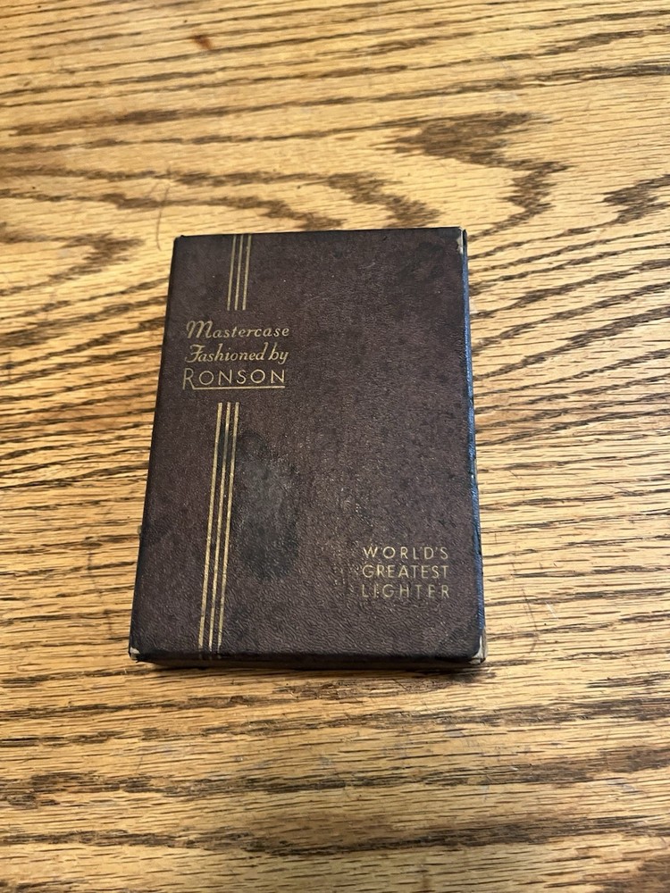 VINTAGE MASTERCASE FASHIONED BY RONSON WORLD'S GREATEST LIGHTER WITH CASE