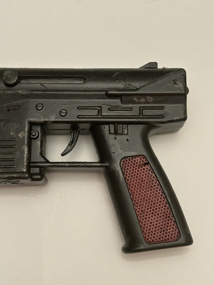 Custom Sci-Fi Star Wars Type Laser Blaster Gun Prop