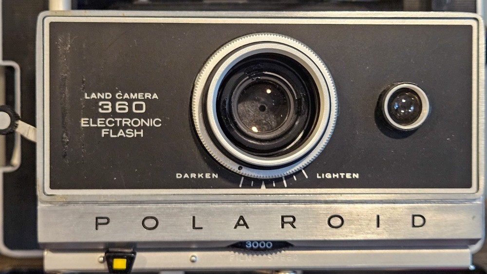 Vintage Polaroid 360 Electronic Flash Camera with Hard Case And Instructions
