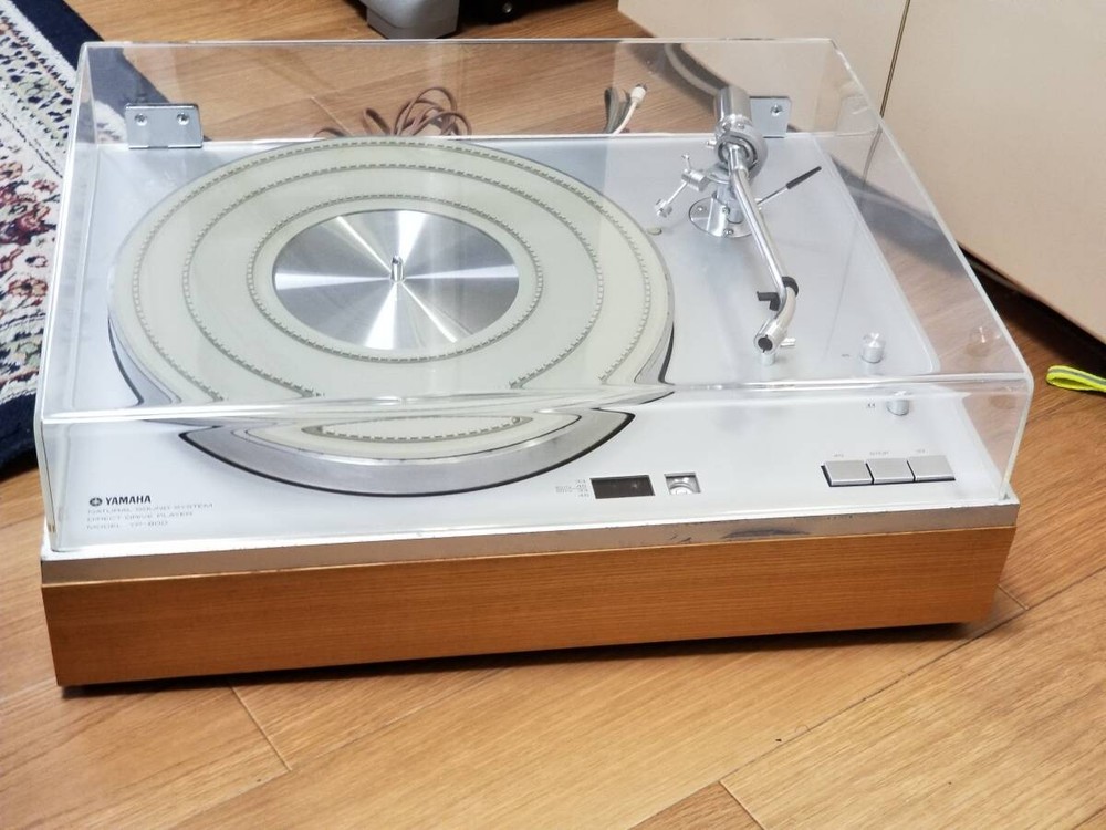 YAMAHA YP-800 Turntable  Fully Working Japan