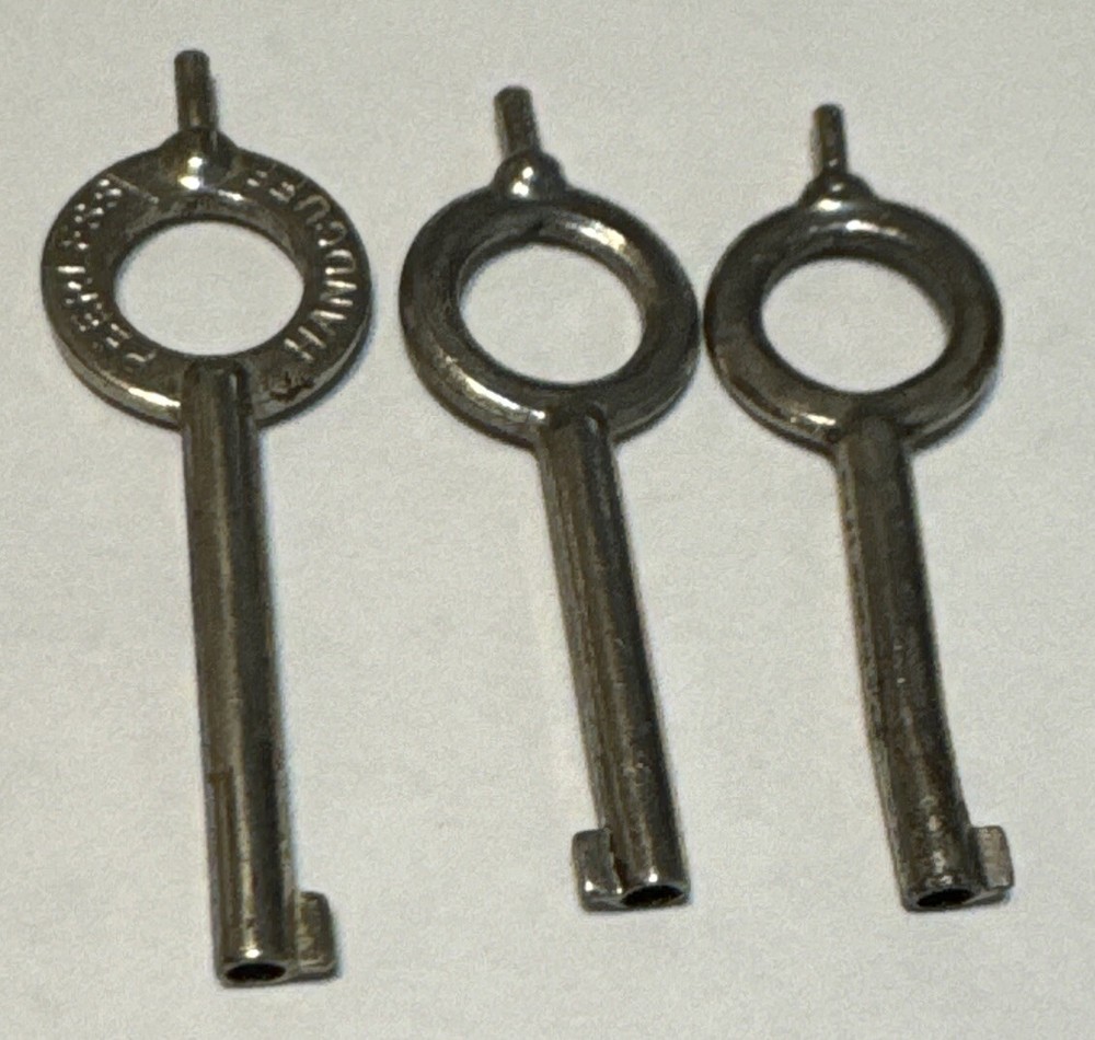 LOT 4 Smith & Wesson Standard Handcuff Key ~ Universal * See Pics