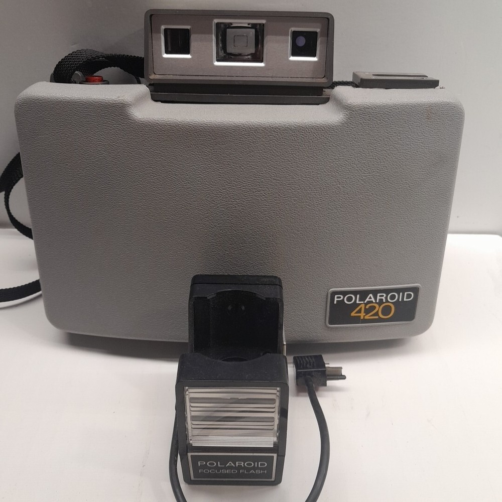 Polaroid Focused Flash 420 Automatic Land Camera UNTESTED