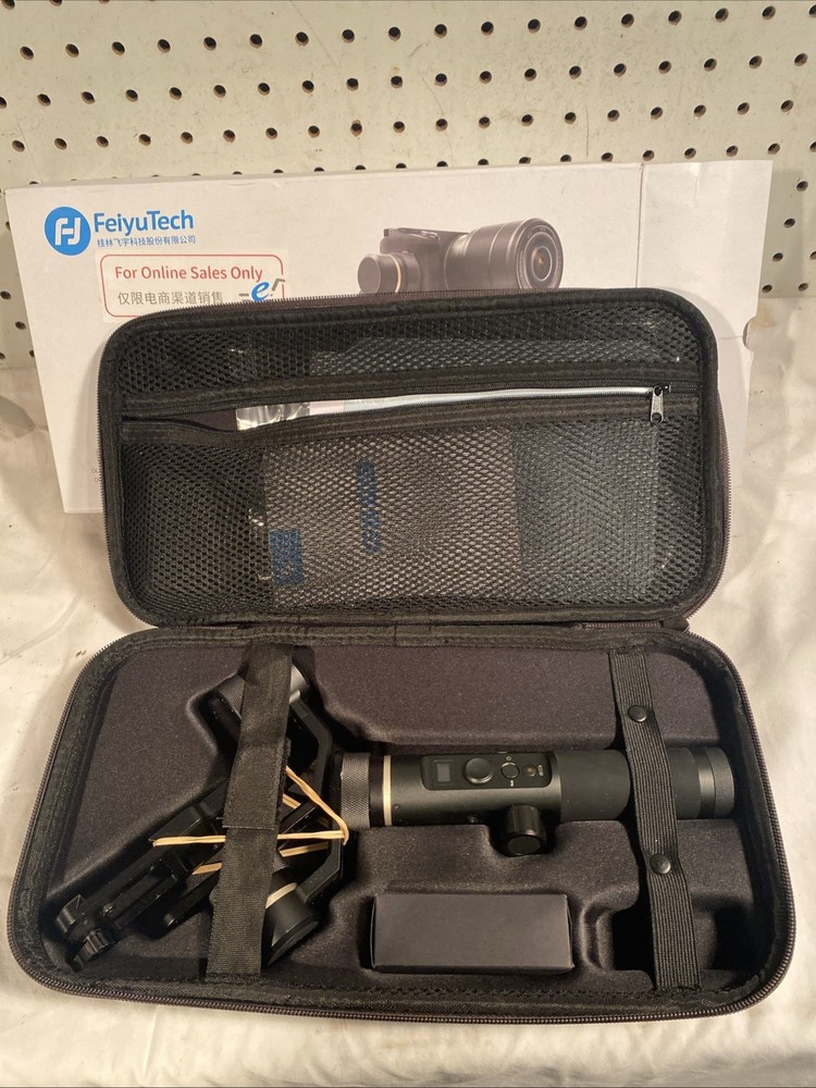 FeiyuTech G6 Plus 3-Axis Stabilized Handheld Gimbal