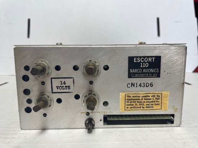 Narco Escort 110 Nav/ Comm, Untested, No Tray, Knobs Work, For Parts