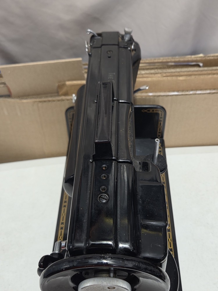 Singer 301A Portable Sewing Machine Superb Vintage