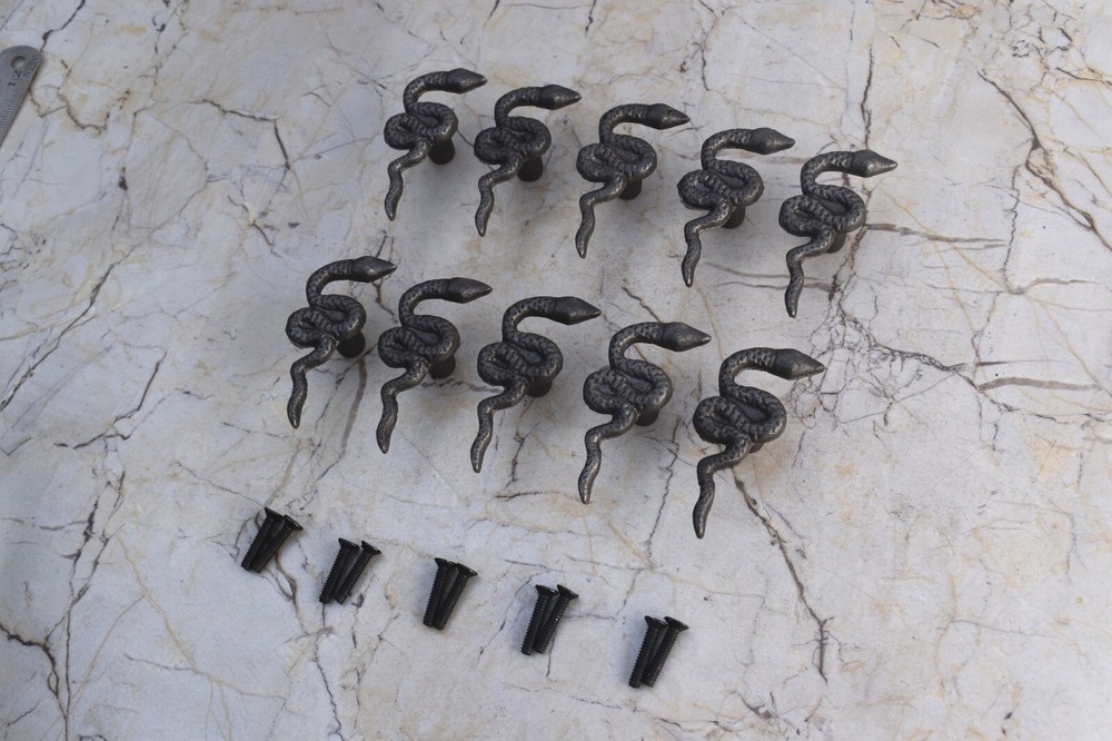 10 pcs Snake Shape Vintage Cast Iron Door Drawer knobs Cabinet Gate Handle Pulls