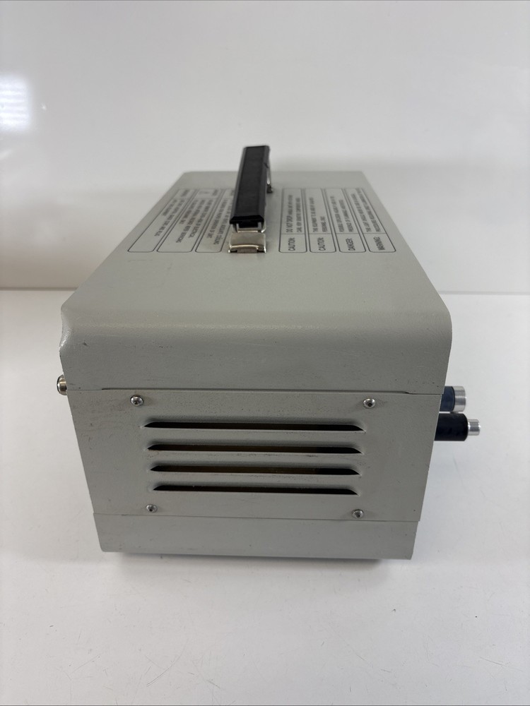 LUXTEC FIBEROPTICS HIGH INTENSITY XENON 1900 LIGHT SOURCE