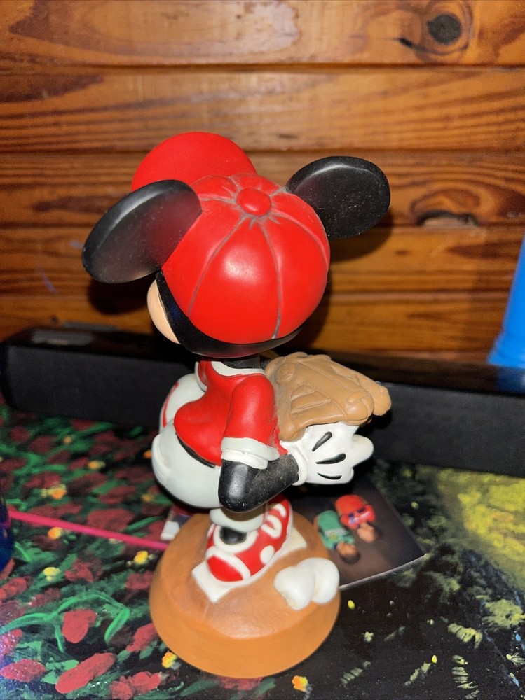 Walt Disney World Mickey Mouse Baseball 9" Bobblehead