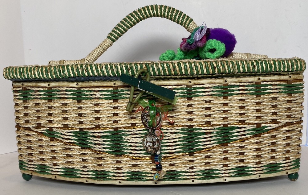 Sewing Basket Notions Keepsake Kit 200