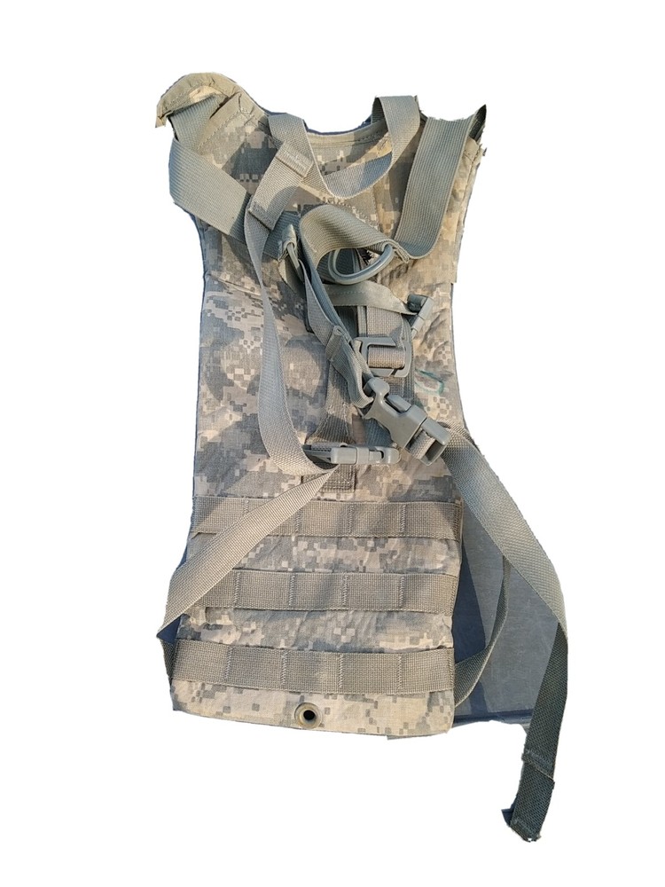 MOLLE II ACU HYDRATION POUCH