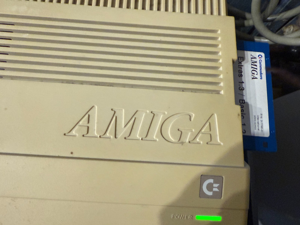 COMMODORE AMIGA 500 COMPUTER BOXED