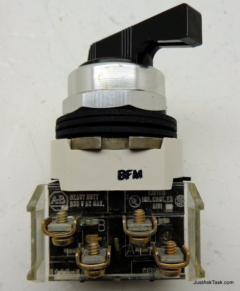 Allen-Bradley 800T-HI7 Series C Selector Switch