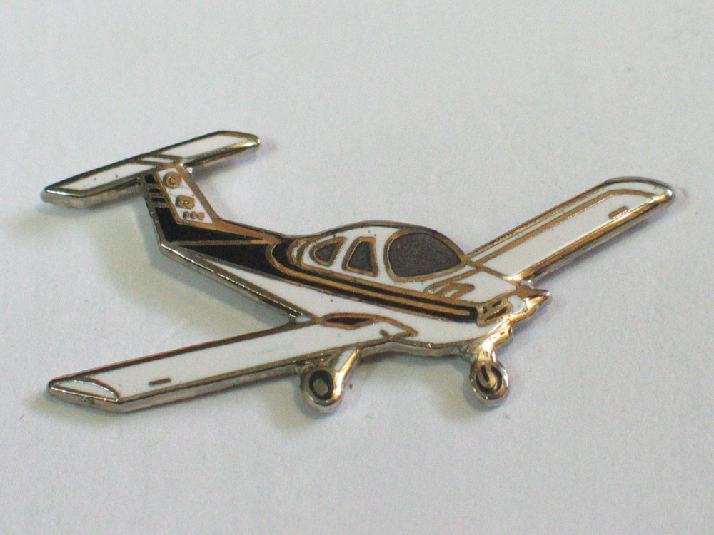 Beechcraft Skipper Airplane Aircraft Pin