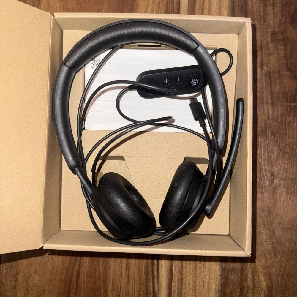 Microsoft Modern Wired Headset USB-C Headset (Microsoft Teams Certified)