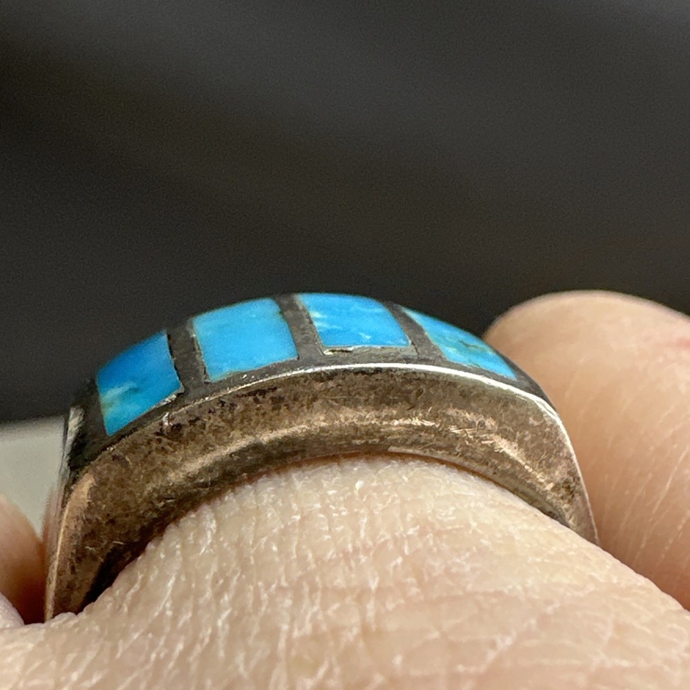 Vintage Sterling Silver Size 8.4 Turquoise Ring