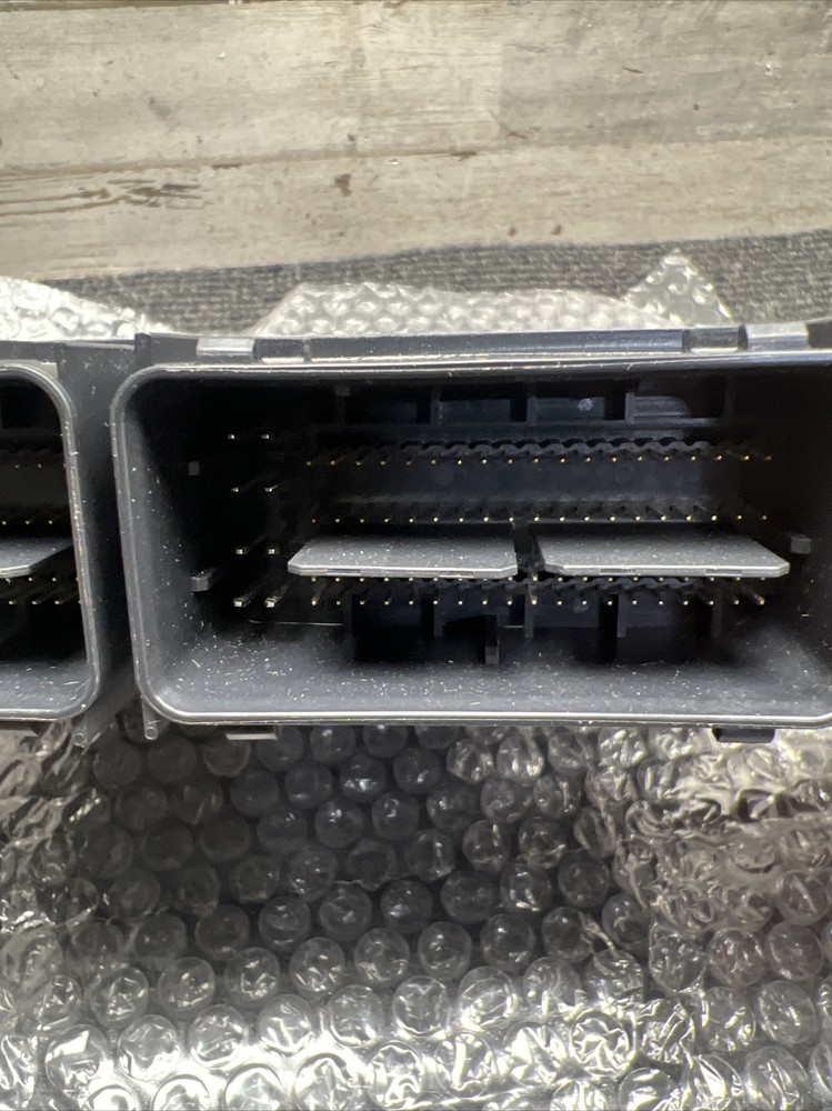 New Ford KV6Z-12A650-DA Module Engine Control - EEC