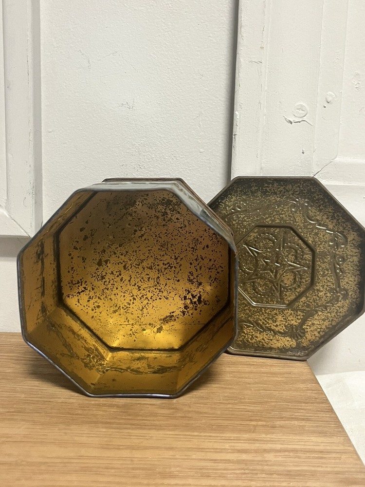 Rustic Tin Container Octagon Rusty