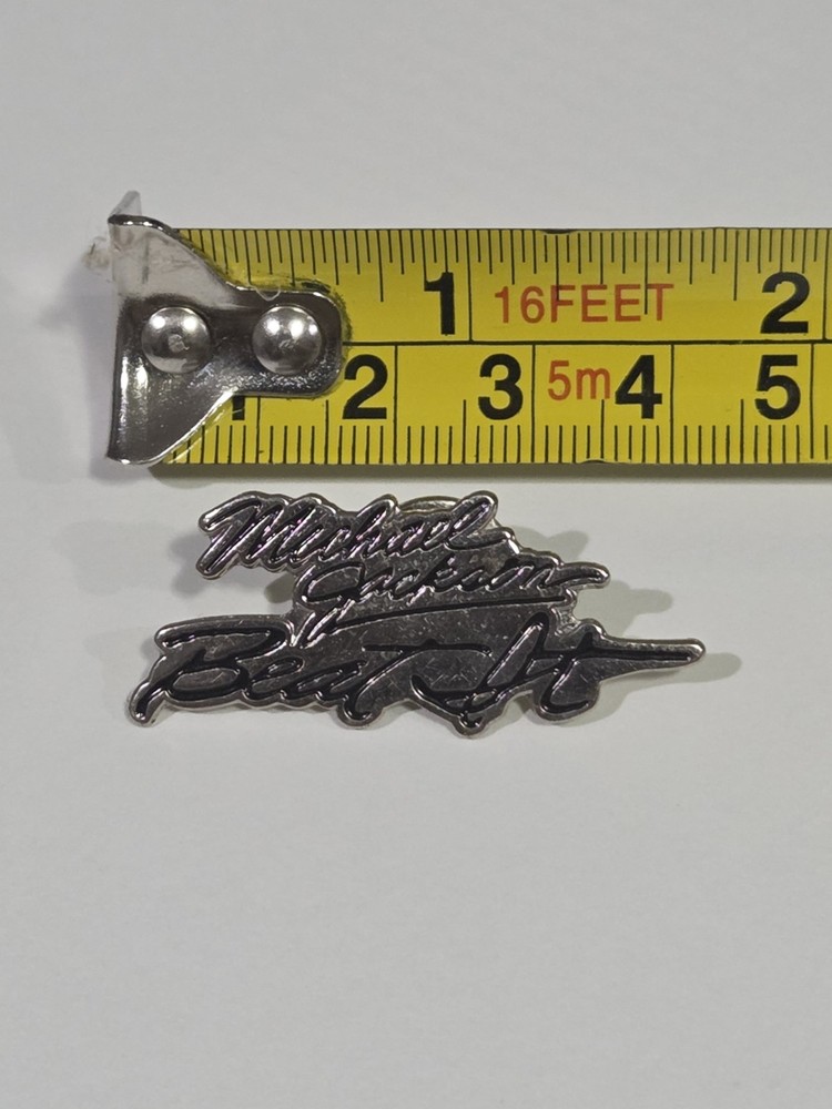 Michael Jackson Beat It Lapel Pin Pinback