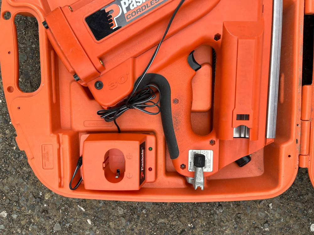 Paslode framing nailer 900420 cordless