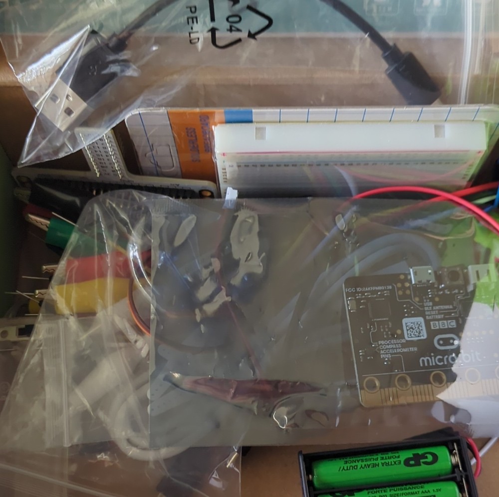 ELECFREAKS micro:bit Starter Kit Educational Electronics with Components