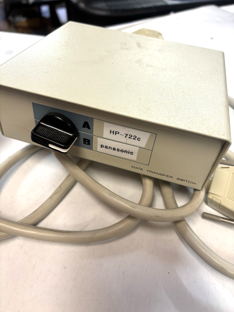 VTG Data Transfer Switch - A/B with Cable