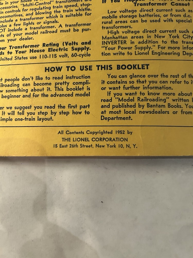 Instructions For Assembling and Operating Lionel Trains - 1952