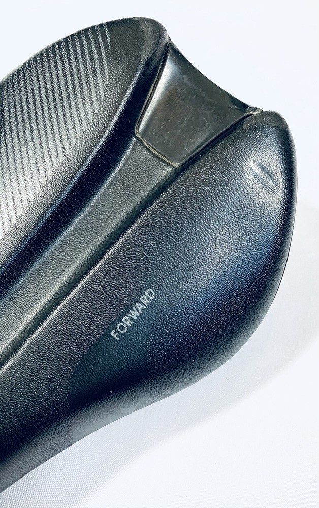 Giant Contact Forward Saddle Black- Used
