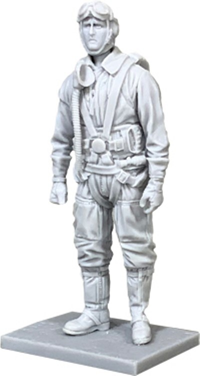 BRITAINS CAMPAIGN MINIATURES 70031 LUFTWAFFE BOMBER PILOT